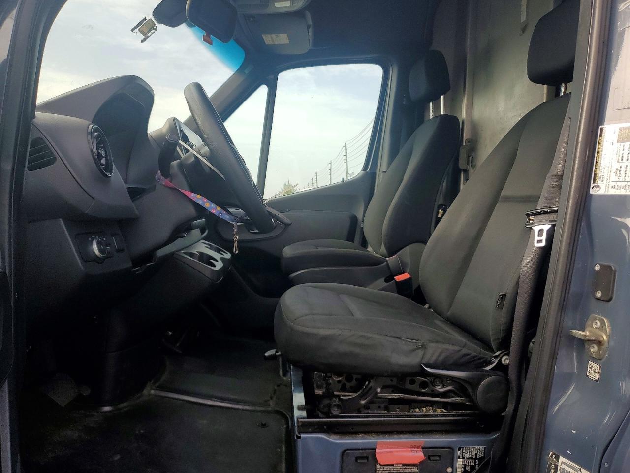 2019 Mercedes-Benz Sprinter 2500/3500 Delivery Van - Image 7