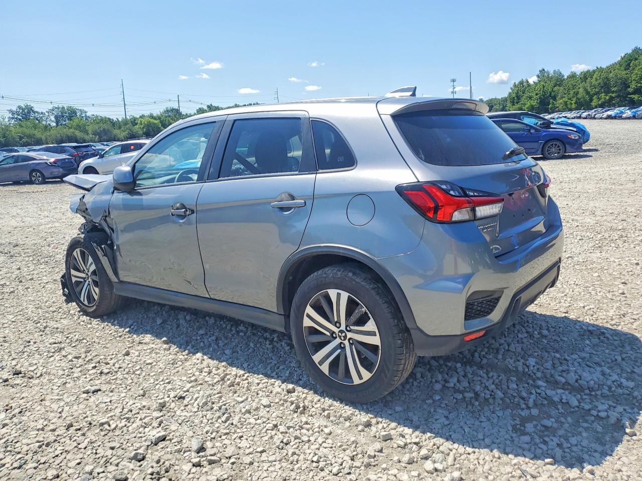 2021 Mitsubishi Outlander Sport Es - Фото 2