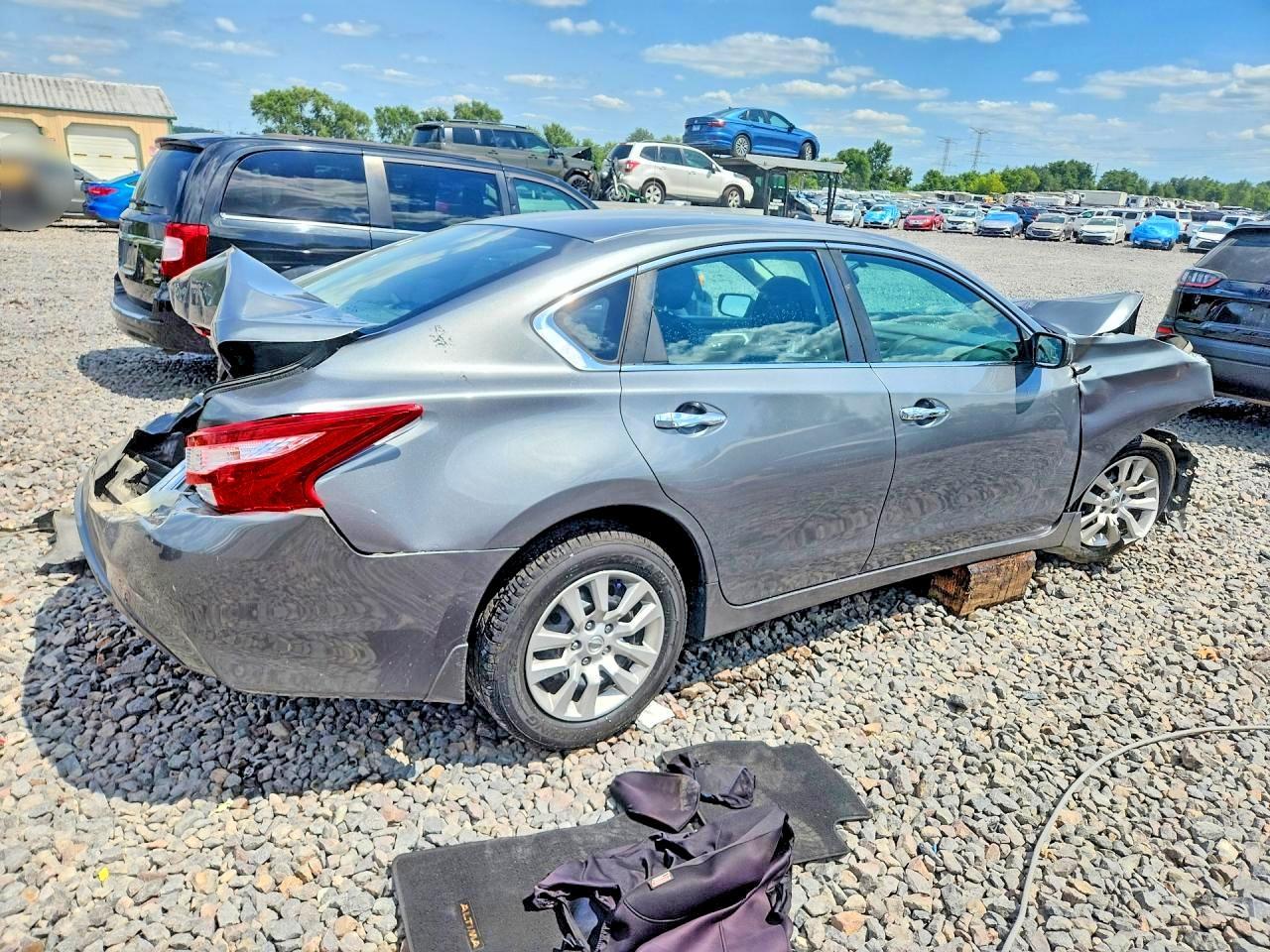 2016 Nissan Altima 2.5 S - Image 3