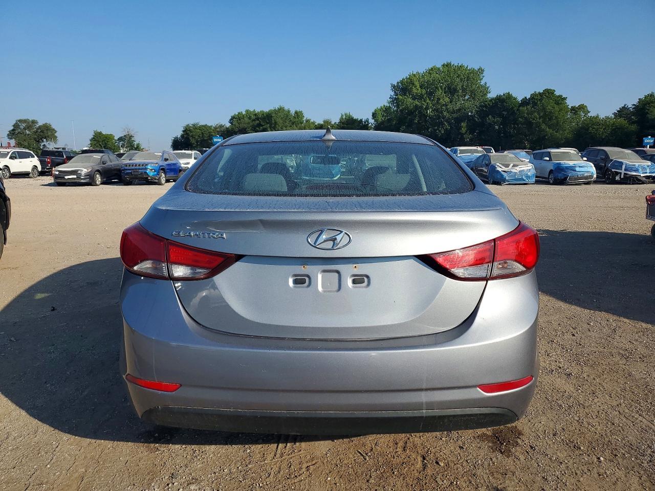 2014 Hyundai Elantra Se - Фото 6