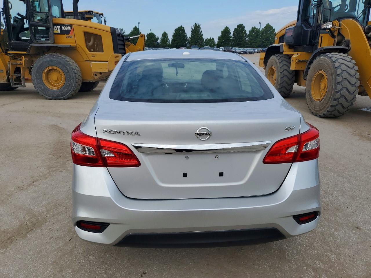 2019 Nissan Sentra Sv - Image 6