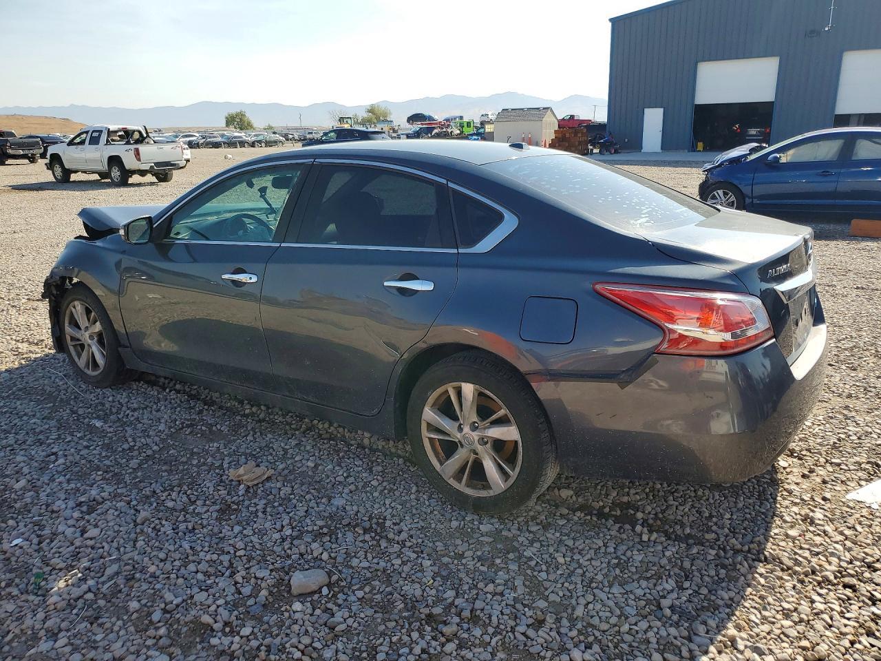 2013 Nissan Altima 2.5 - Image 2