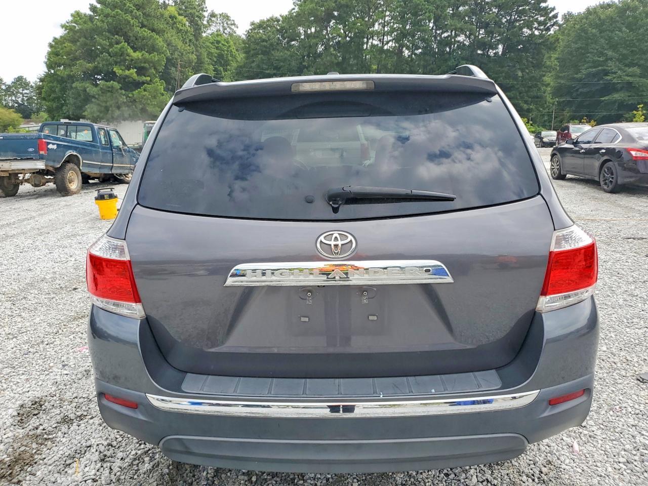 2012 Toyota Highlander Base - Фото 6