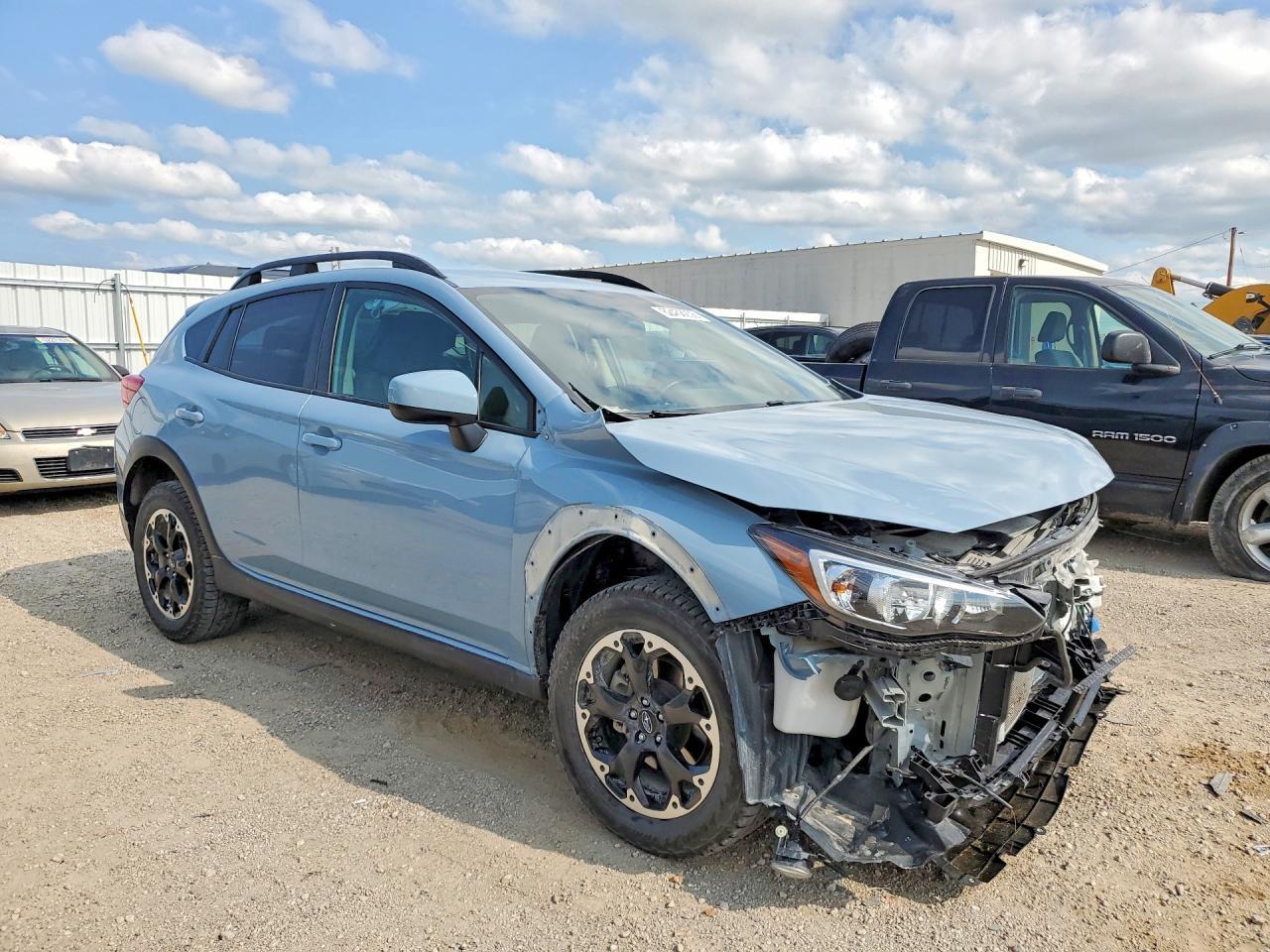 2022 Subaru Crosstrek Premium - Image 4