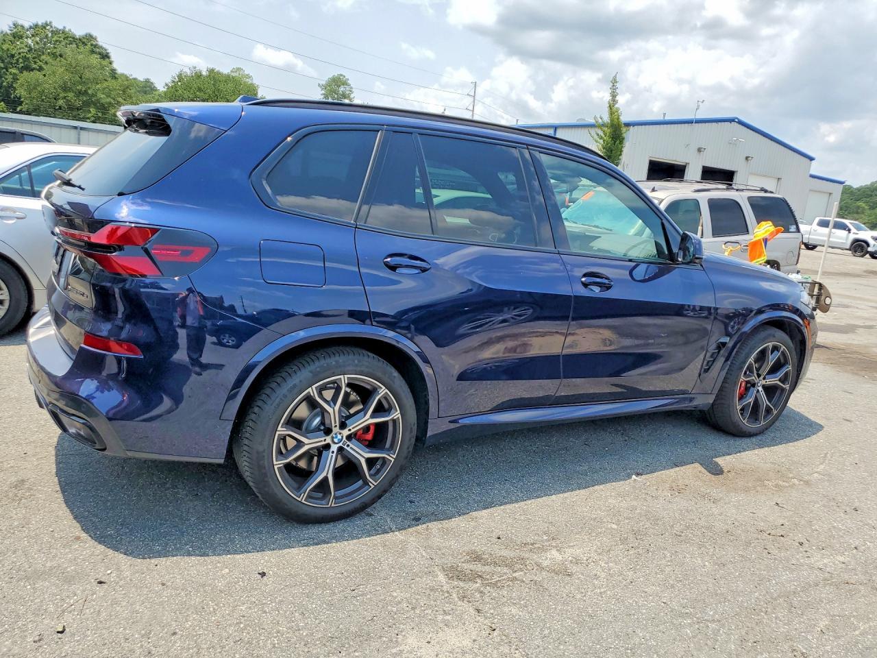 2026 BMW X5 - Фото 3