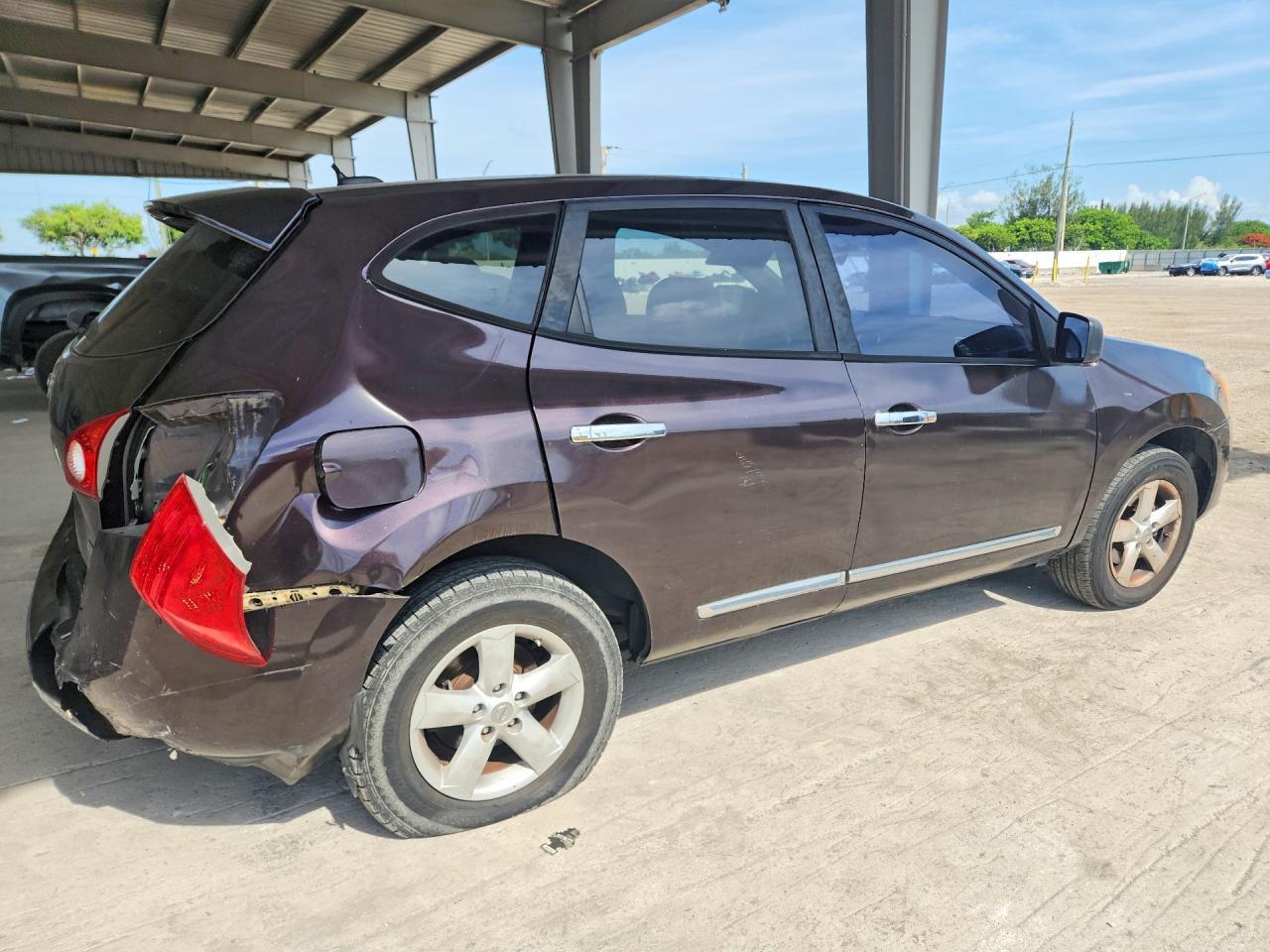 2013 Nissan Rogue S - Image 3