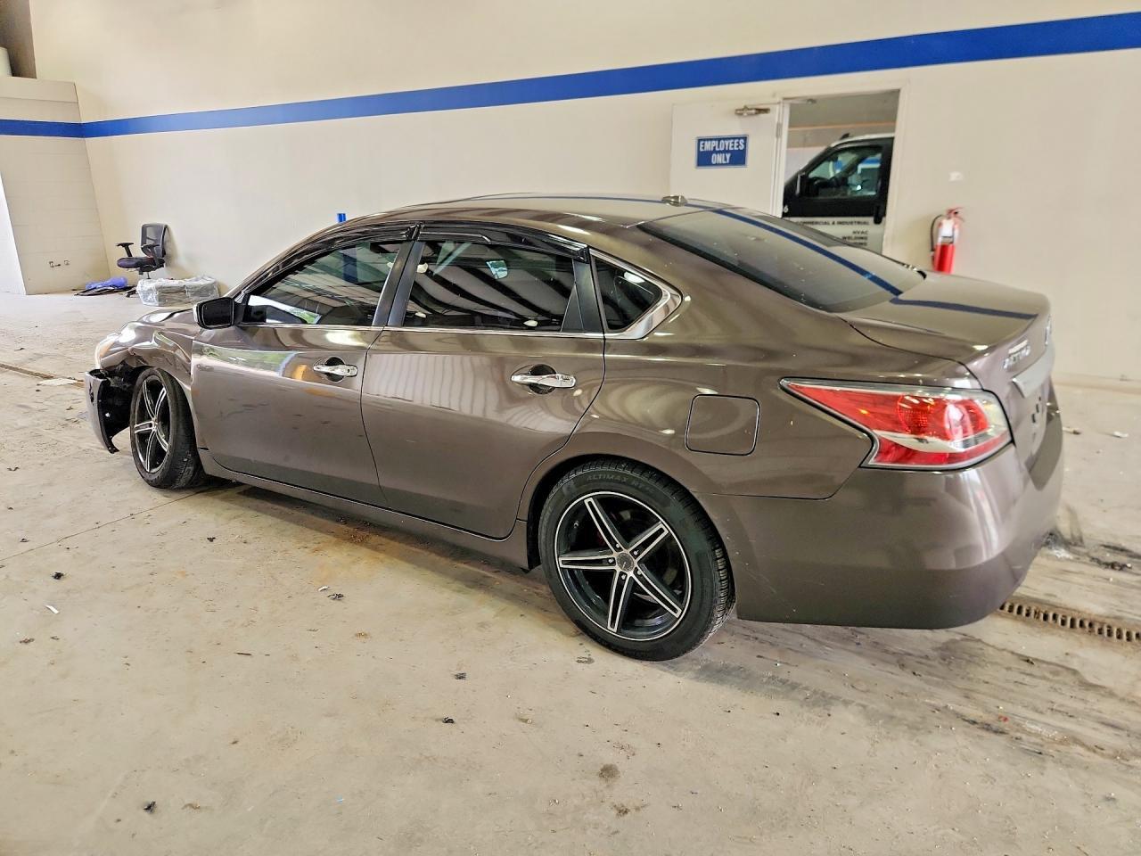 2014 Nissan Altima 2.5 Sv - Фото 2