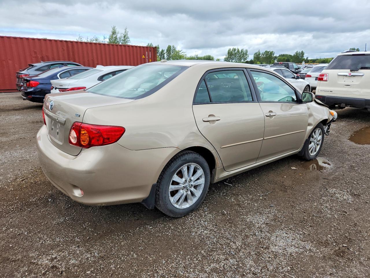 2010 Toyota Corolla Le - Image 3