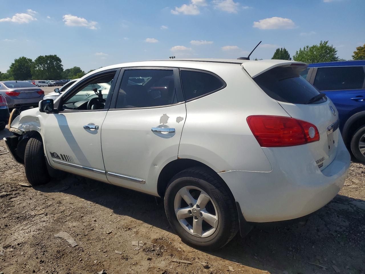 2013 Nissan Rogue S - Фото 2