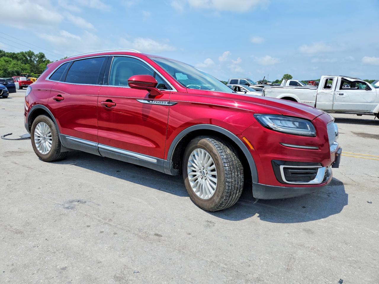 2019 Lincoln Nautilus - Фото 4