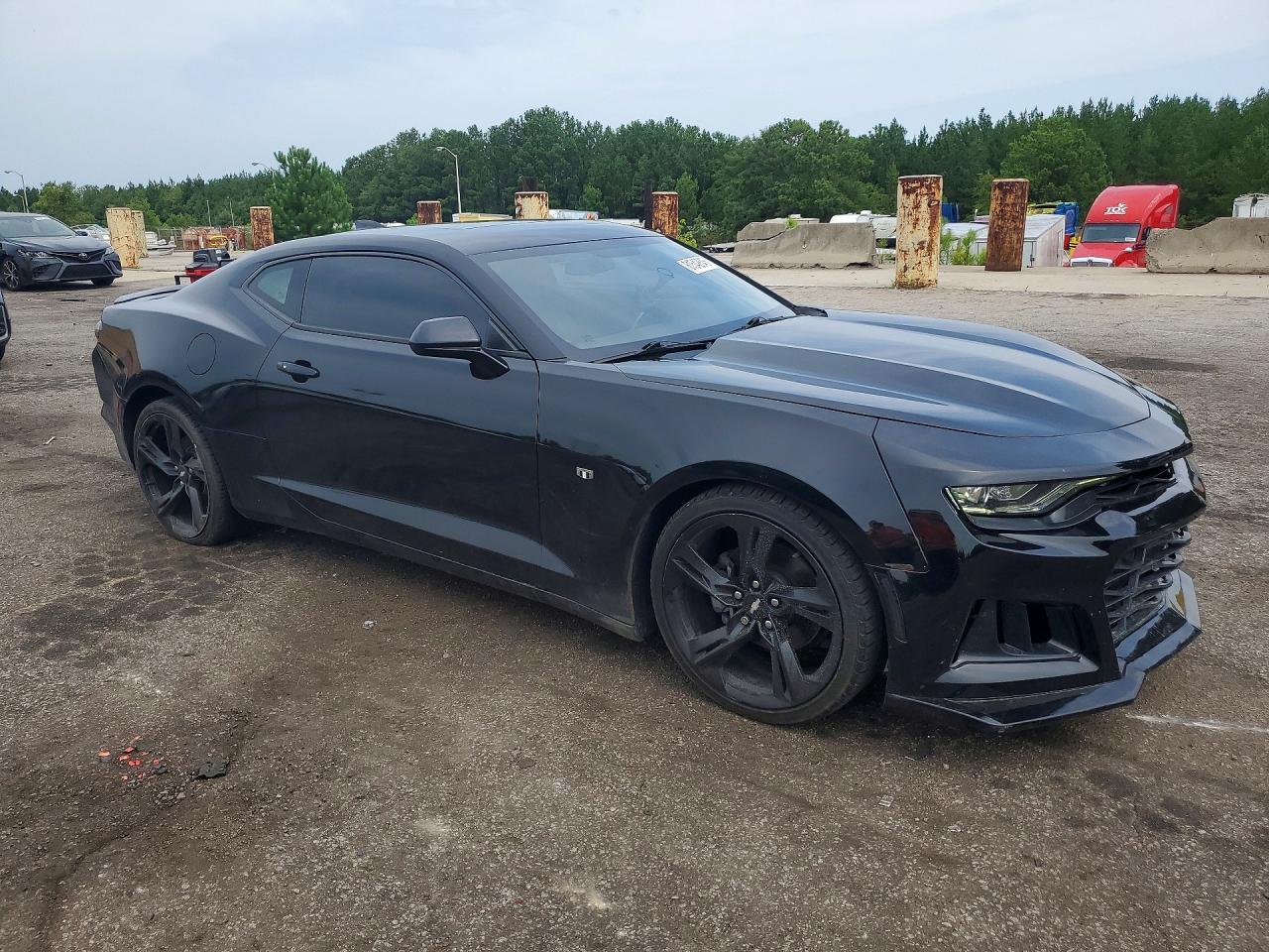 2019 Chevrolet Camaro Ls - Image 4