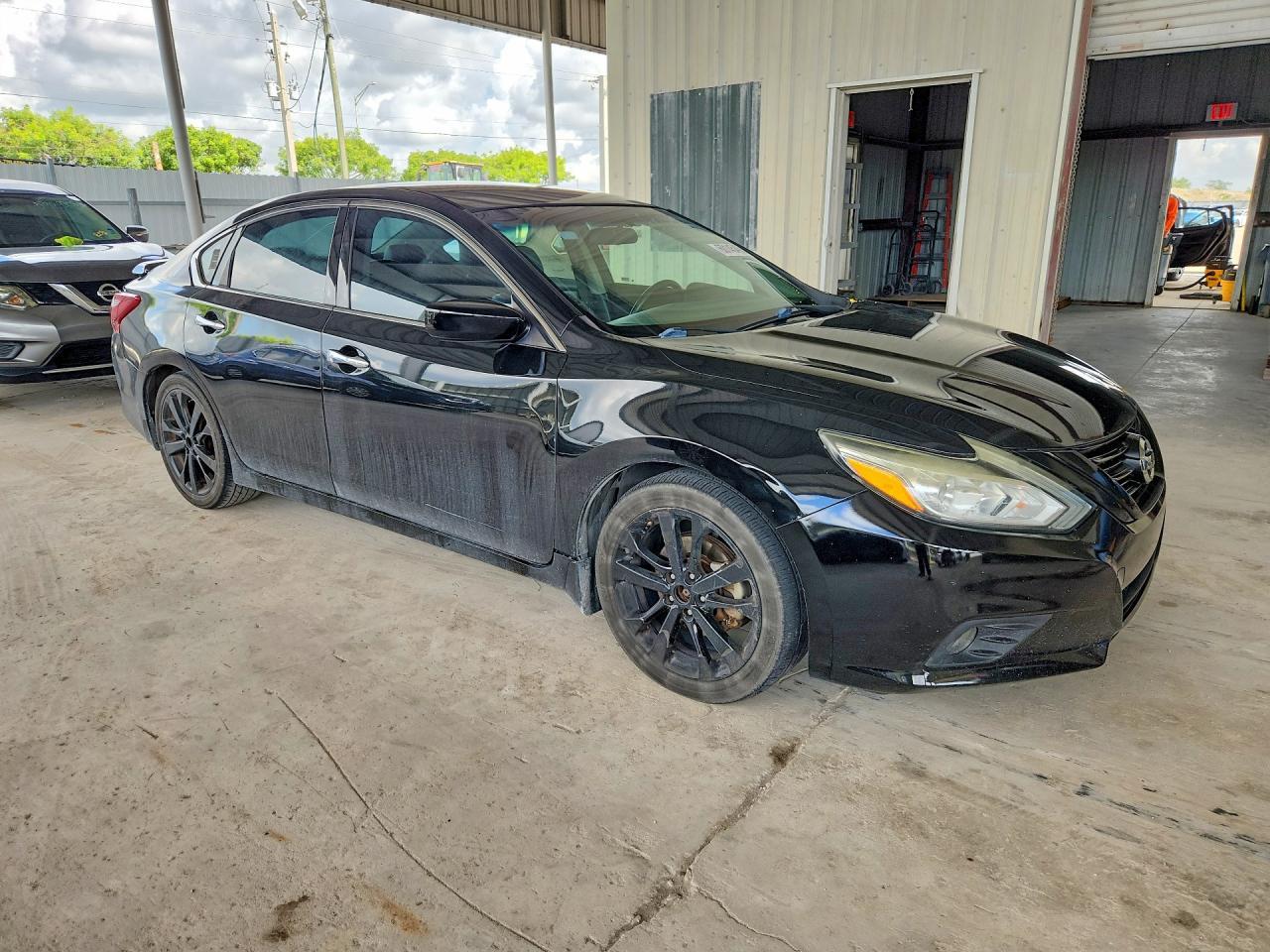 2017 Nissan Altima 2.5 Sr - Фото 4