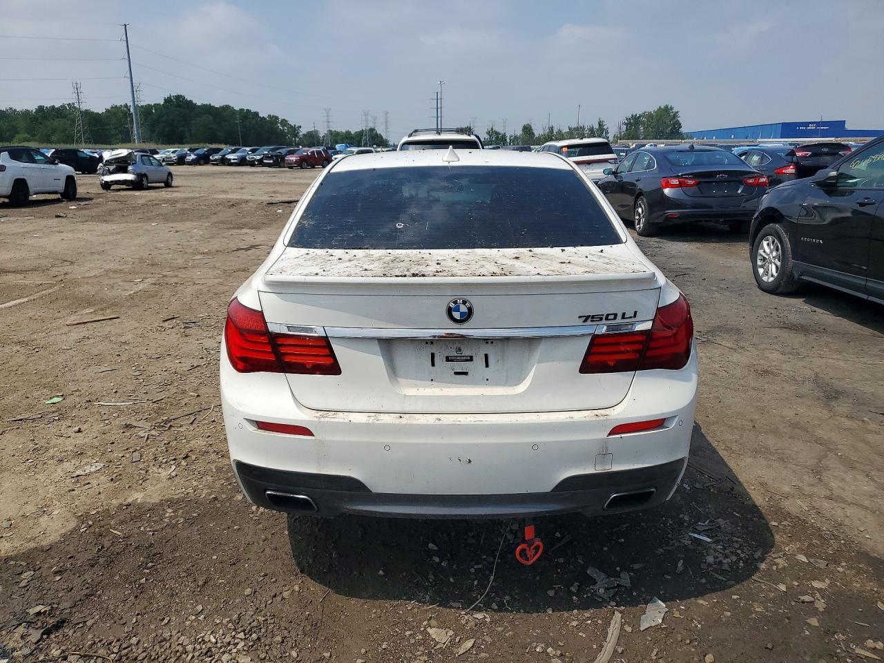 2013 BMW 750 Li - Image 6