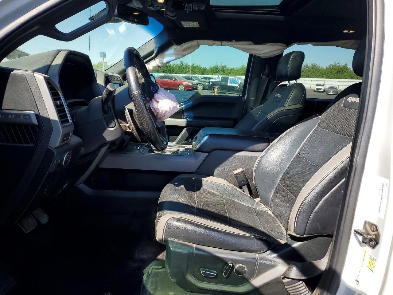 2017 Ford F150 Raptor - Фото 7