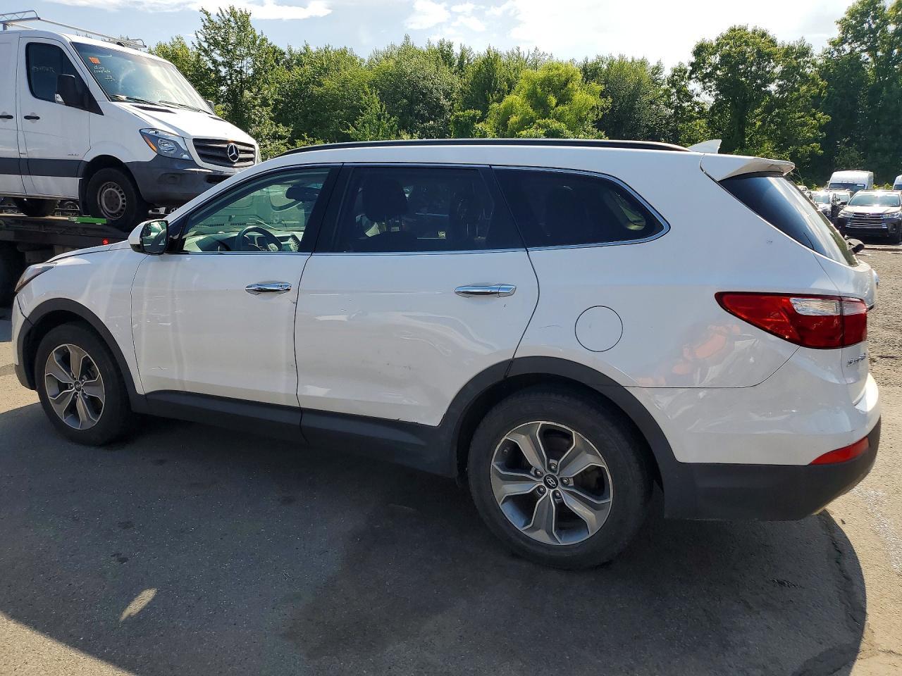 2016 Hyundai Santa Fe Se - Фото 2