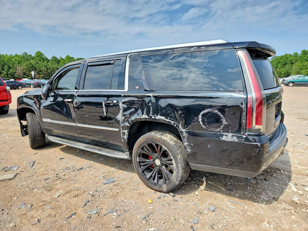 2017 Cadillac Escalade Esv Luxury - Image 2