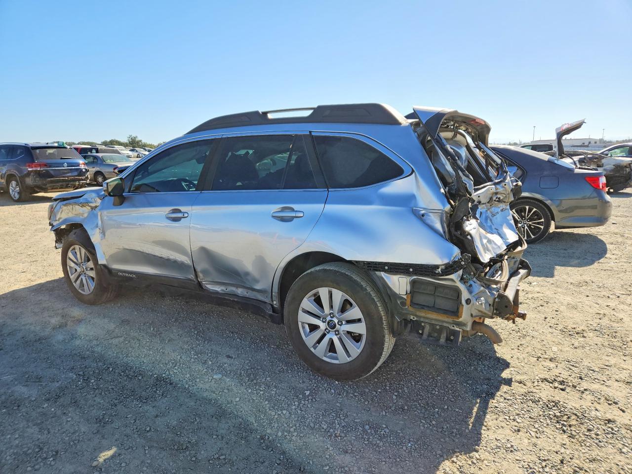 2019 Subaru Outback 2.5I Premium - Фото 2