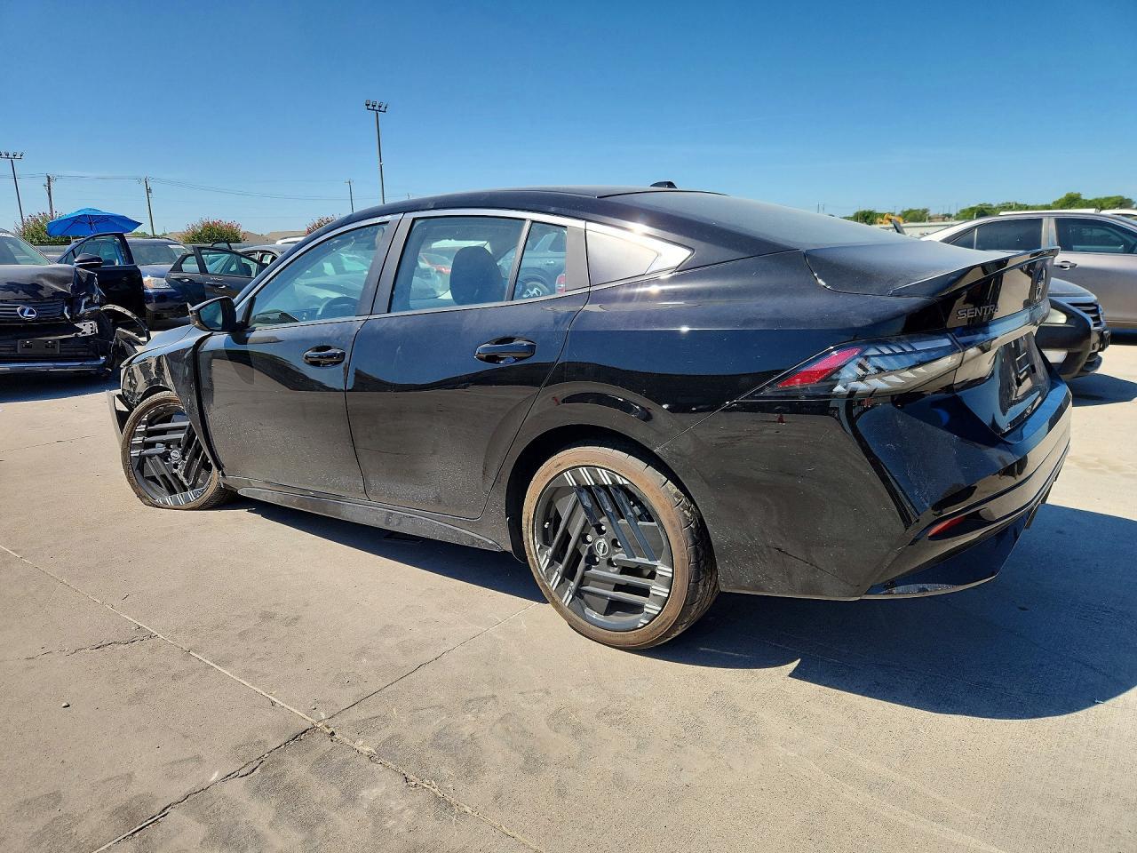 2026 Nissan Sentra Sr - Фото 2