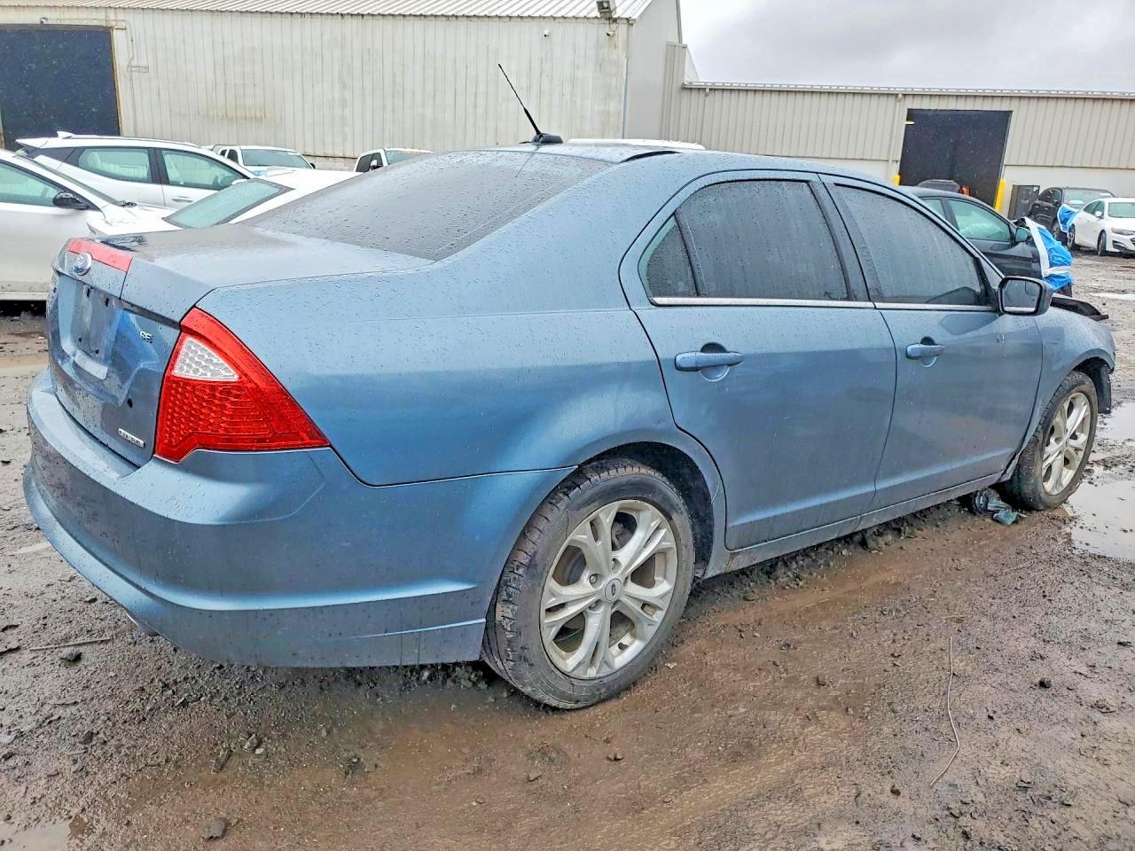 2012 Ford Fusion - Фото 3