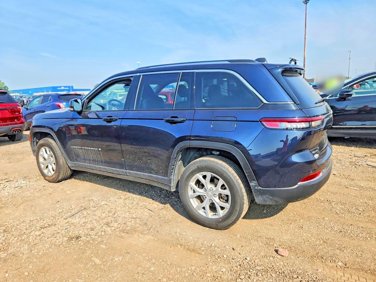 2023 Jeep Grand Cherokee Limited - Фото 2