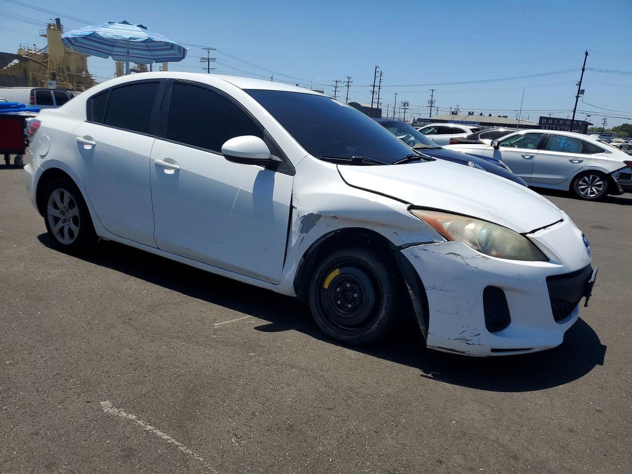 2013 Mazda 3 I - Image 4