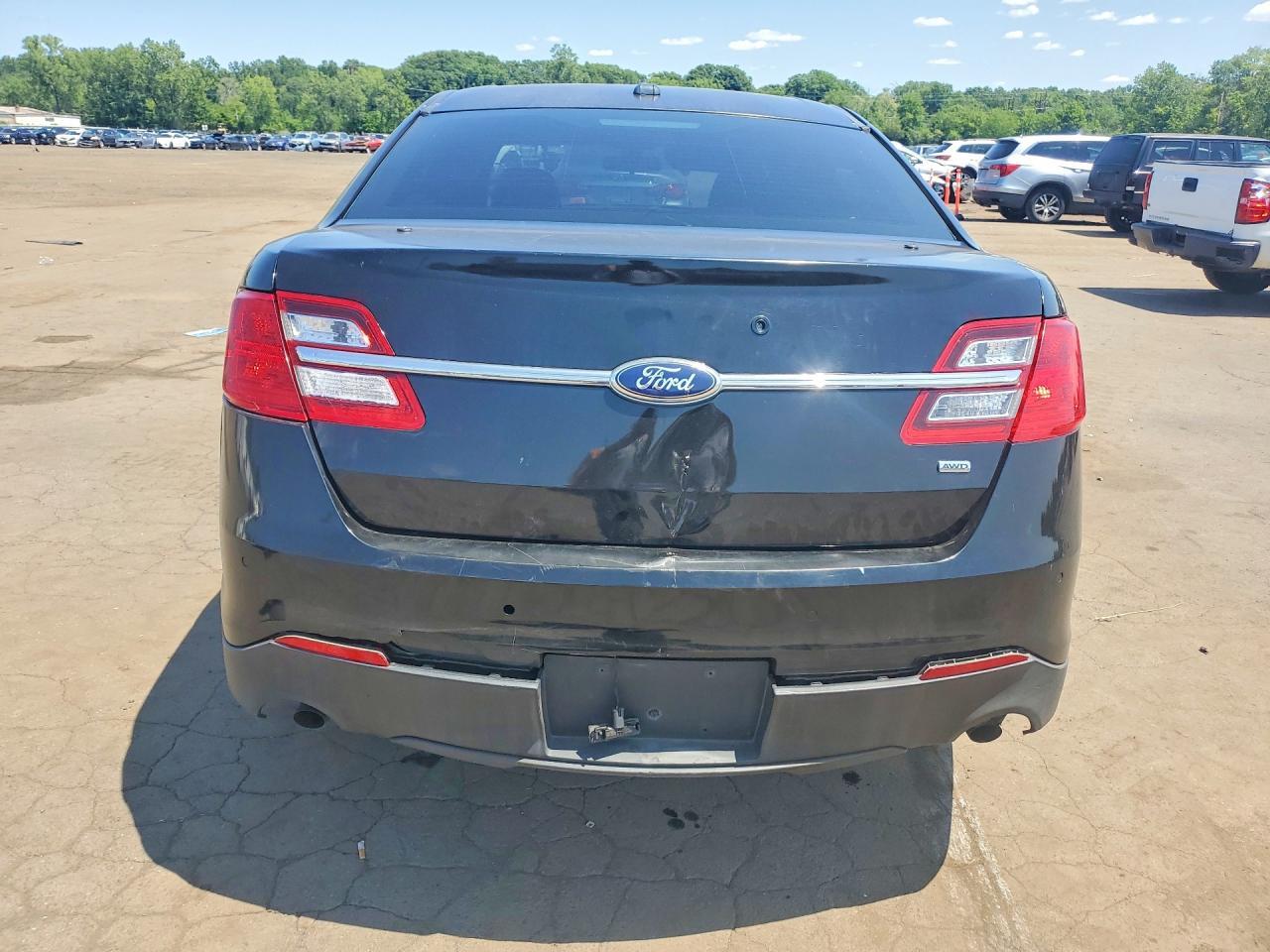 2015 Ford Taurus Limited Awd - Фото 6