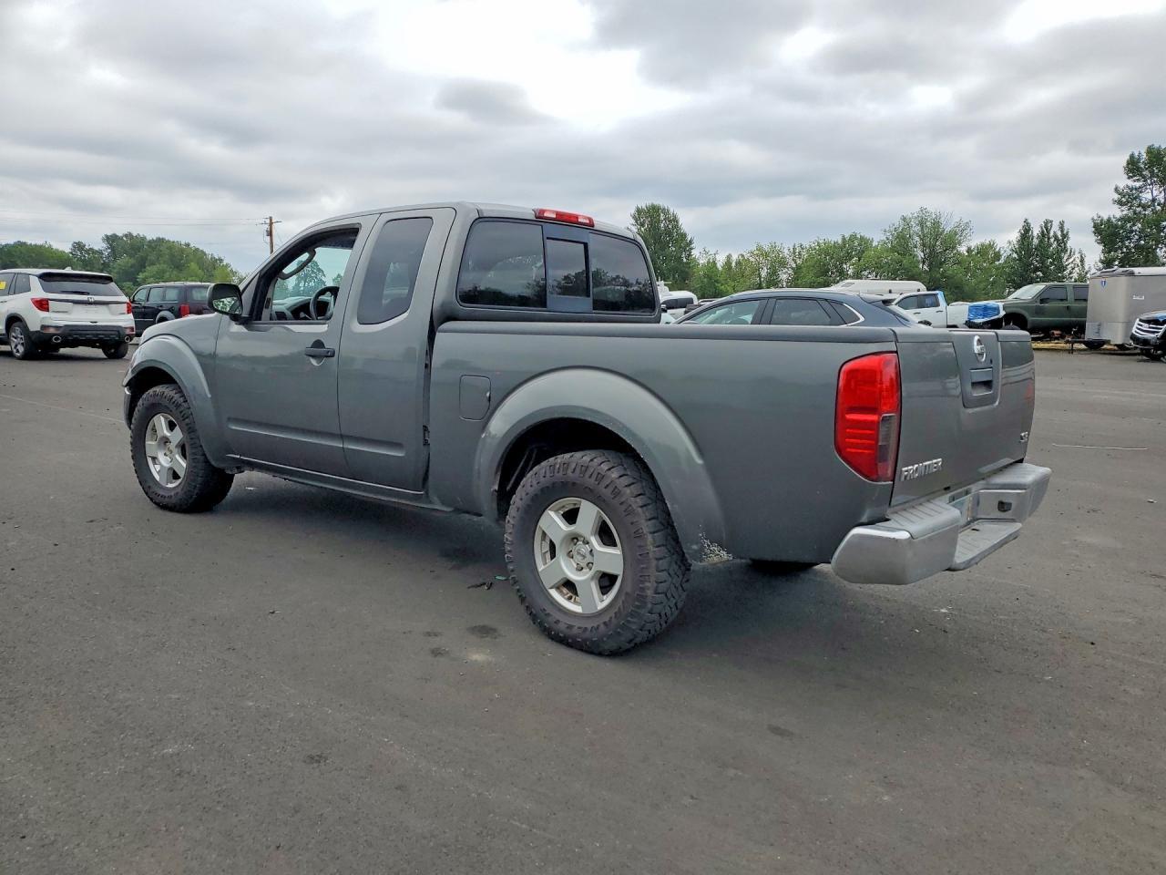 2007 Nissan Frontier Se - Image 2