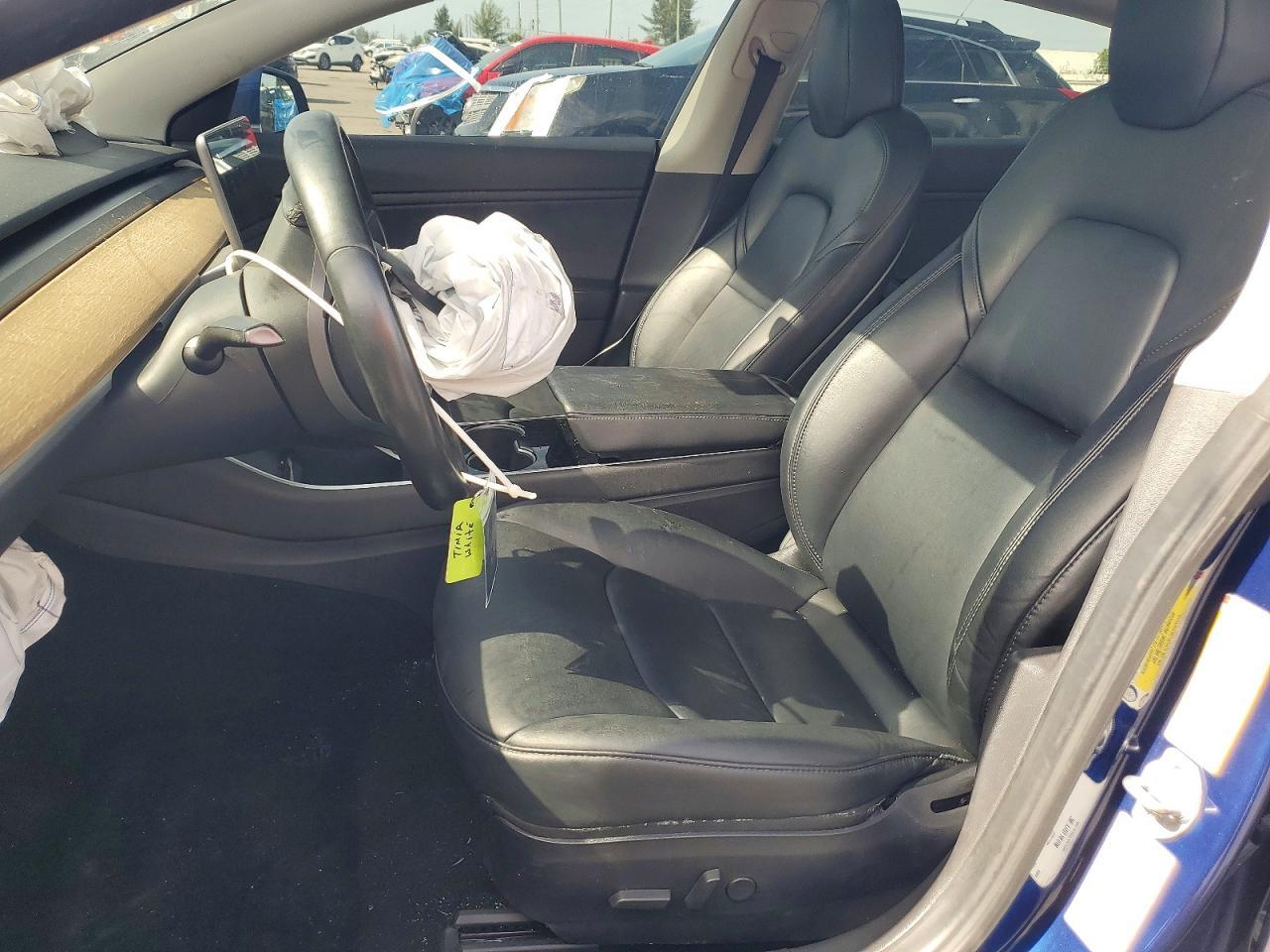 2019 Tesla Model 3 - Фото 7