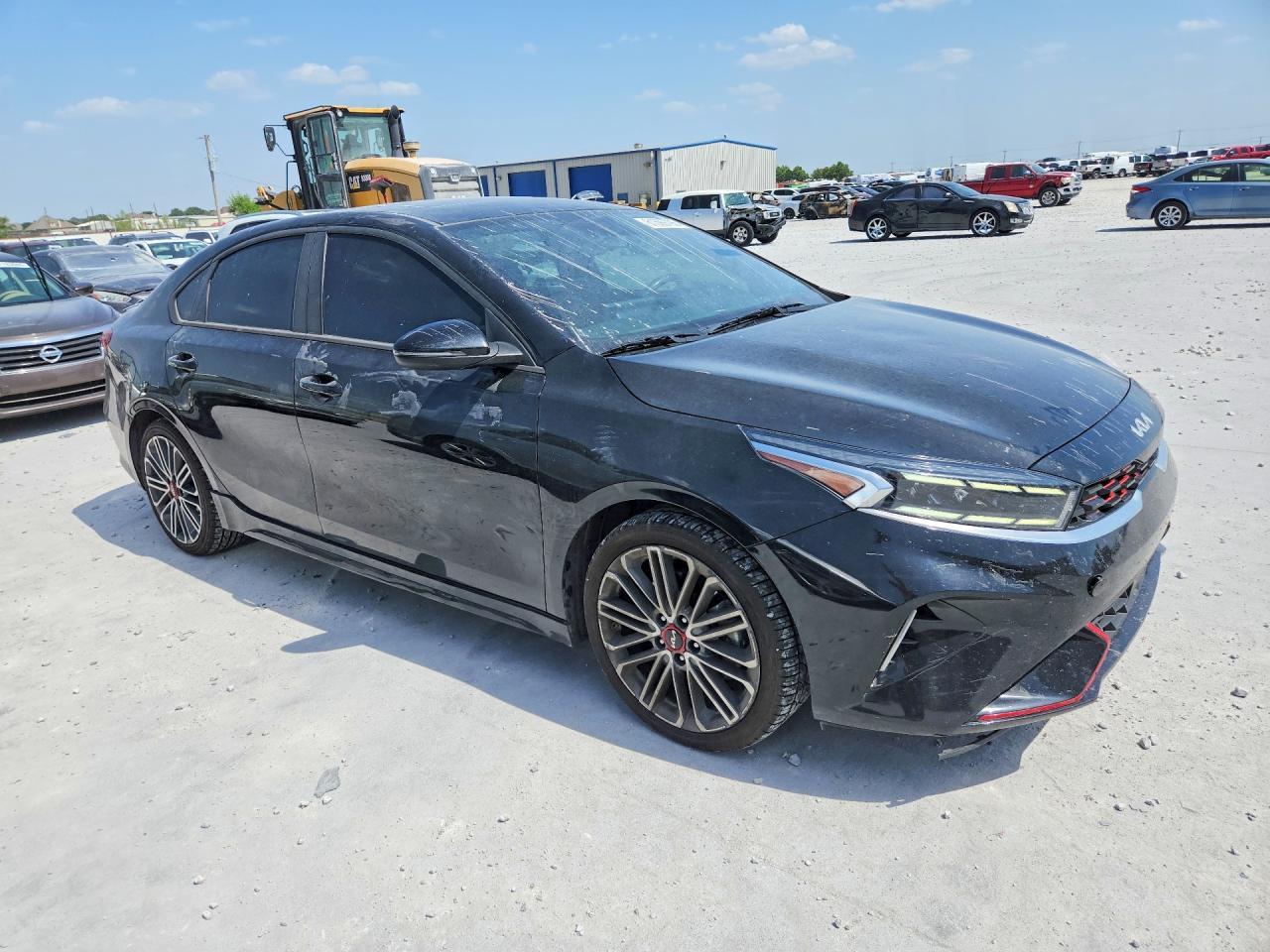 2022 Kia Forte - Image 4