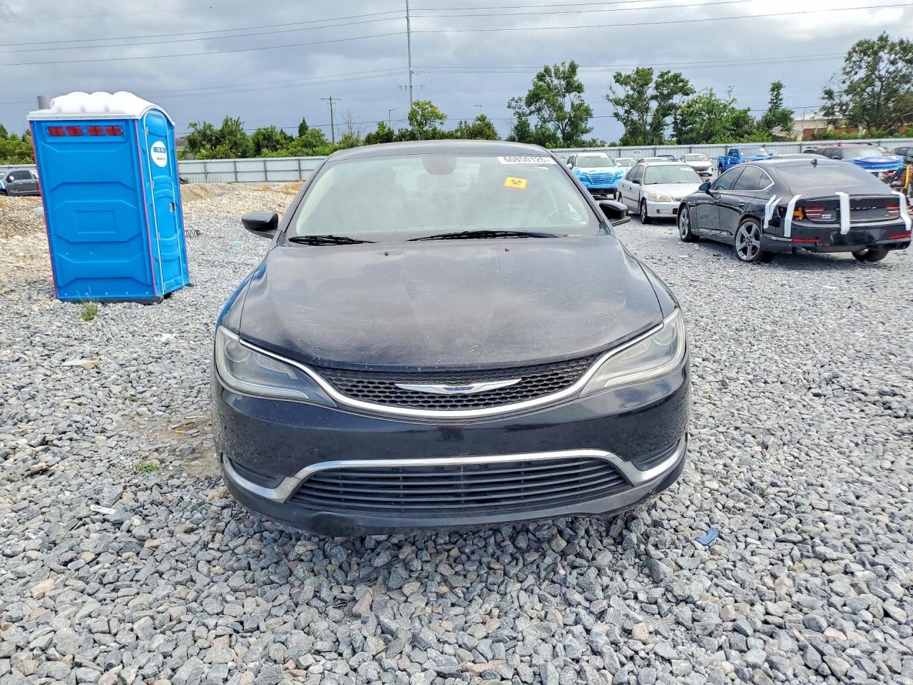 2015 Chrysler 200 Limited - Фото 5