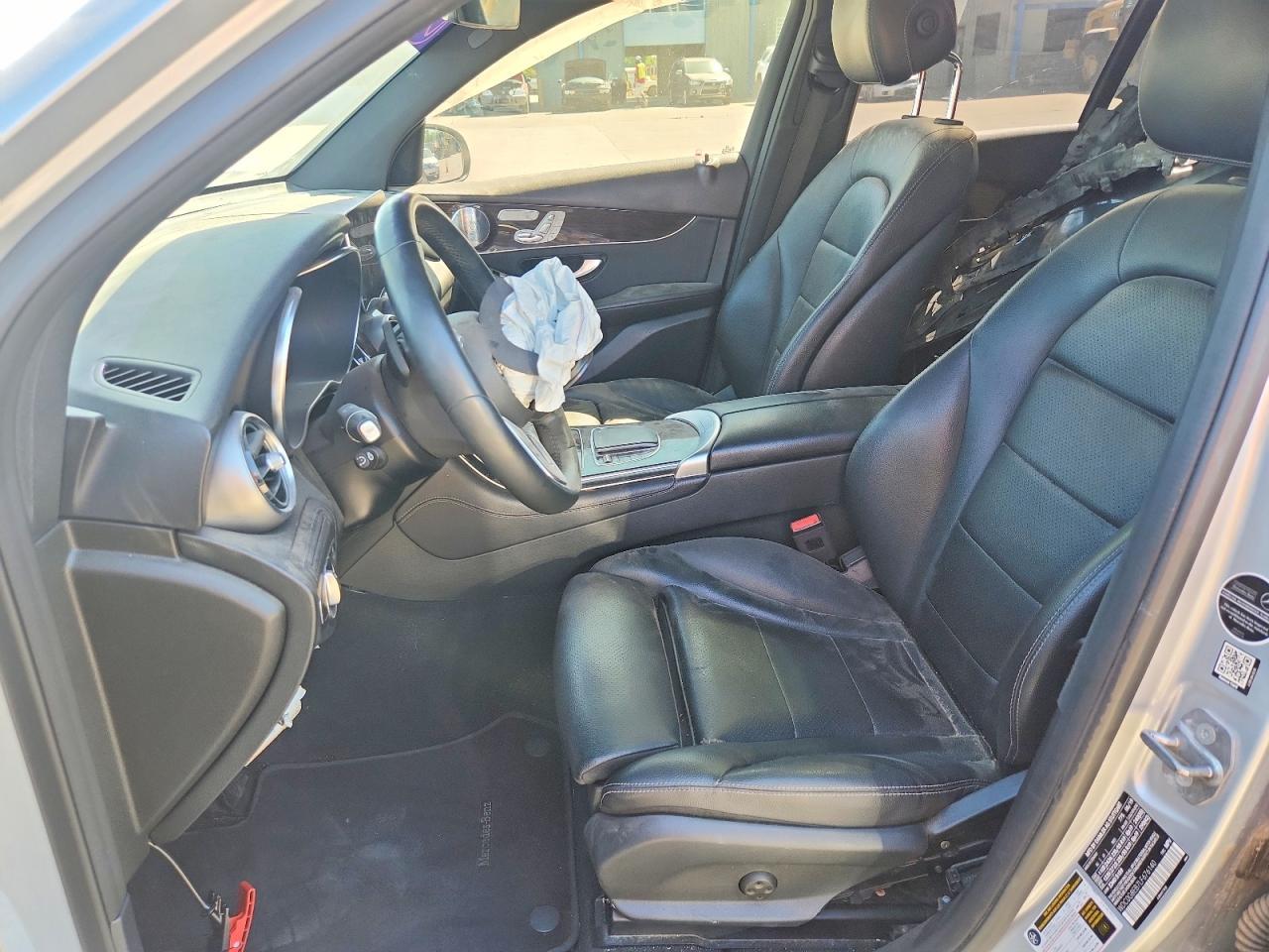 2020 Mercedes-Benz Glc 300 4Matic - Image 7