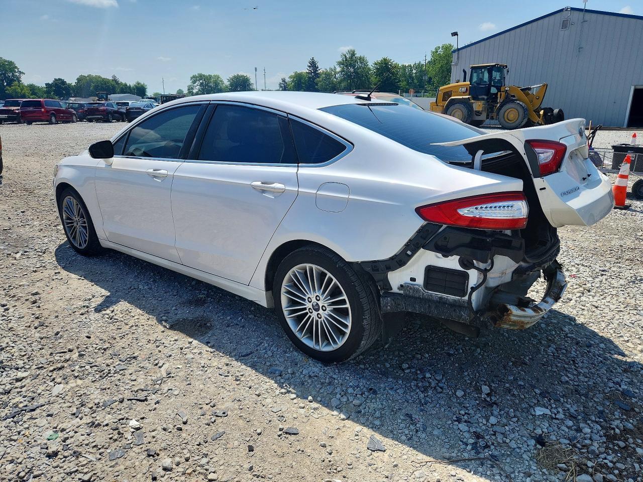 2014 Ford Fusion Se - Фото 2
