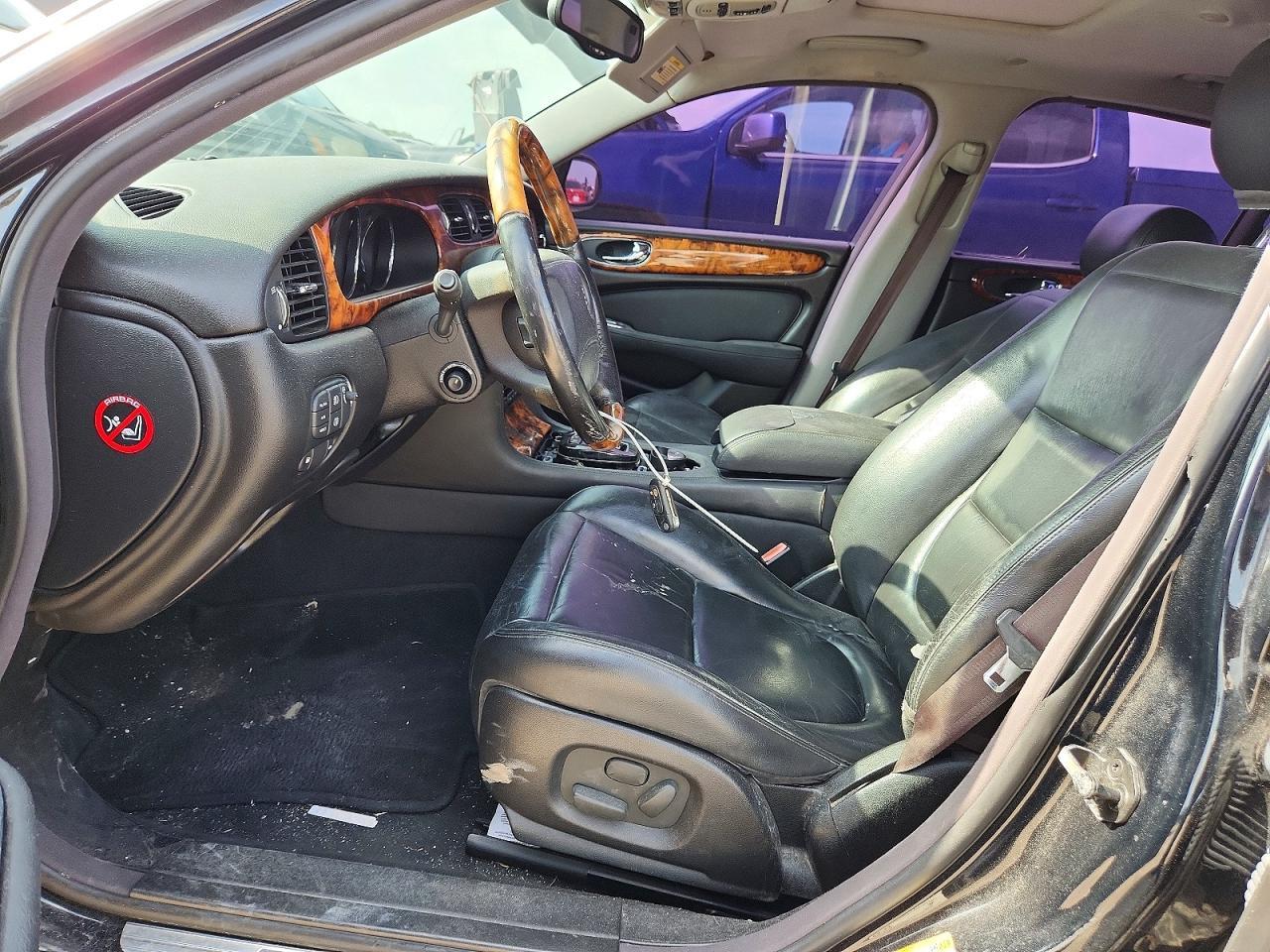 2004 Jaguar Xj8 L - Image 7
