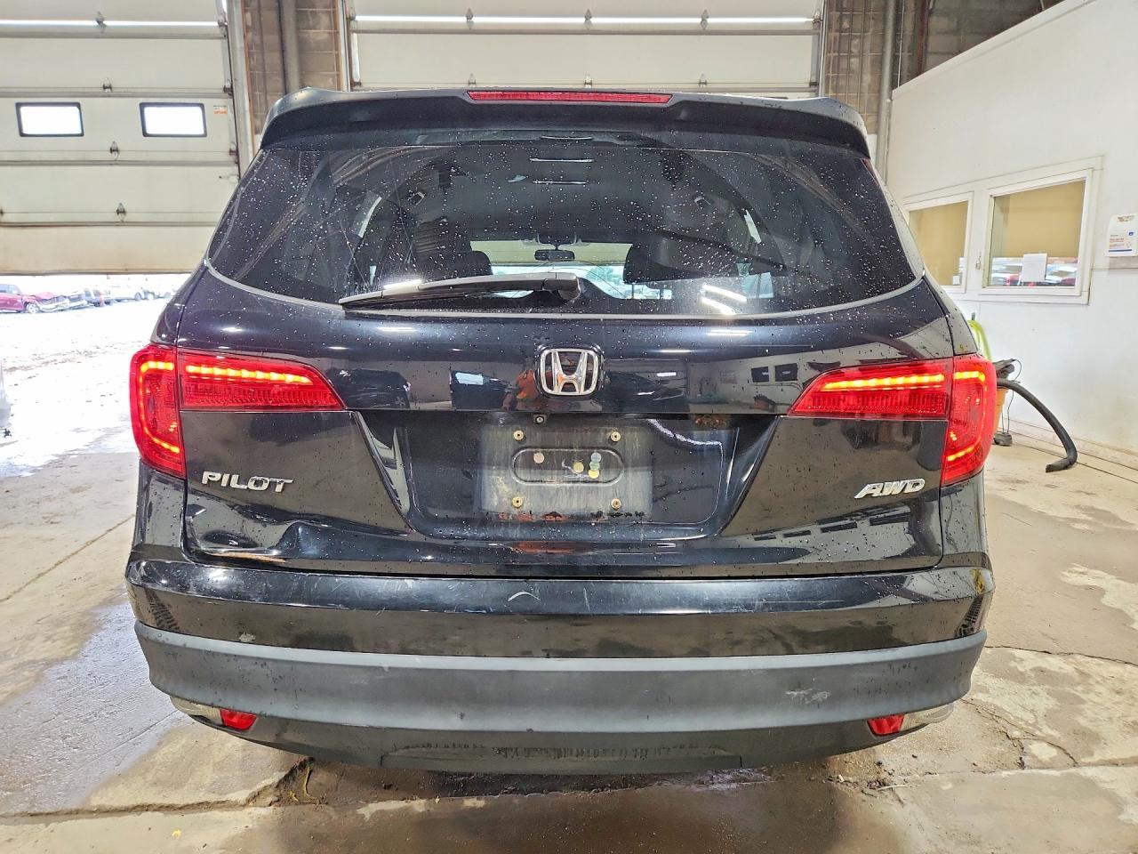 2016 Honda Pilot Lx - Image 6