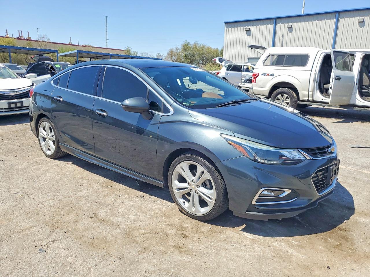 2018 Chevrolet Cruze Premier - Фото 4