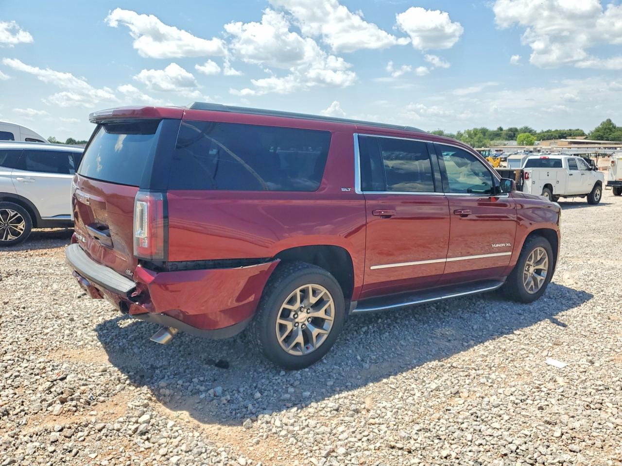 2017 GMC Yukon Xl C1500 Slt - Фото 3