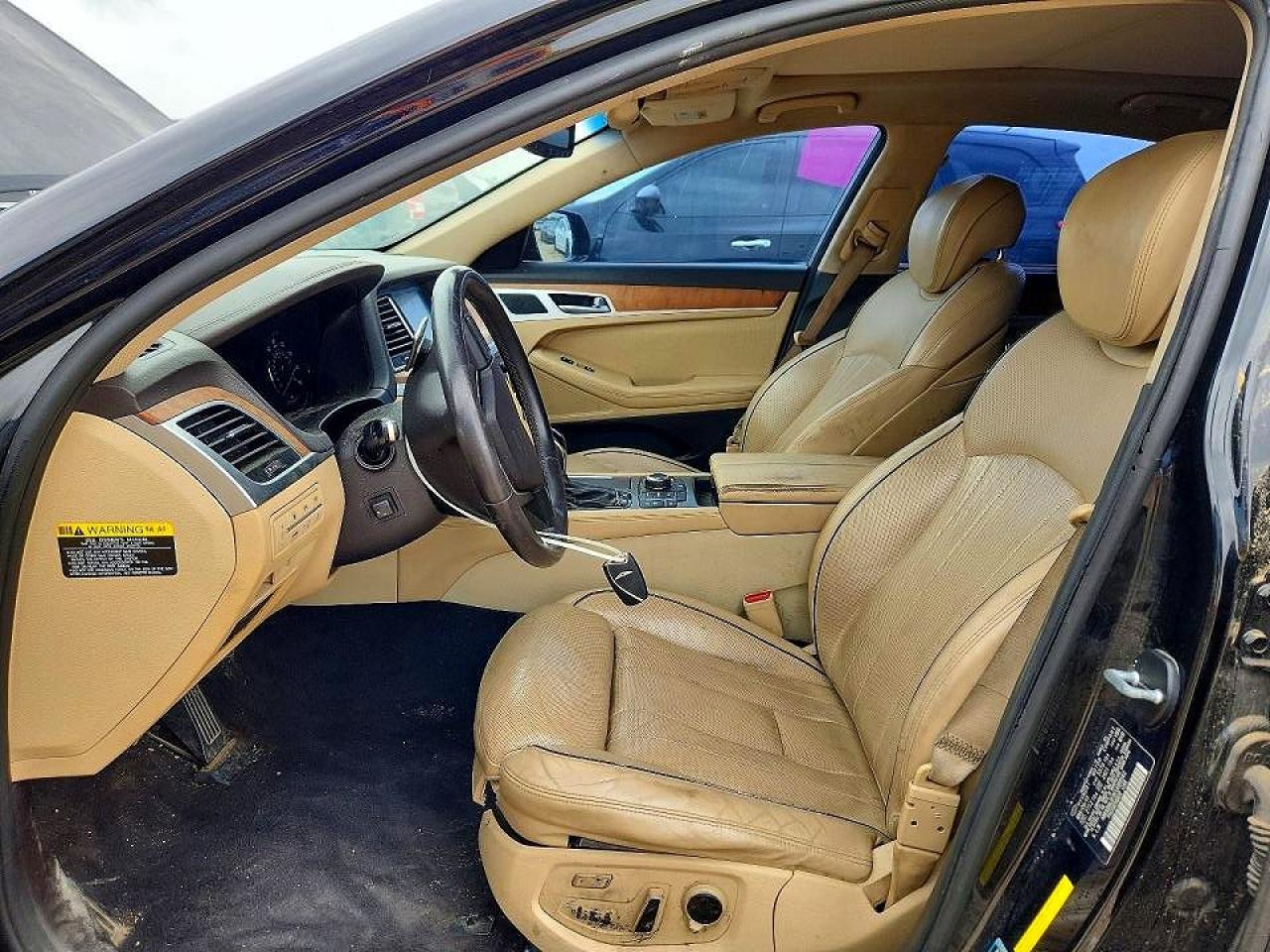 2015 Hyundai Genesis 3.8L - Фото 7