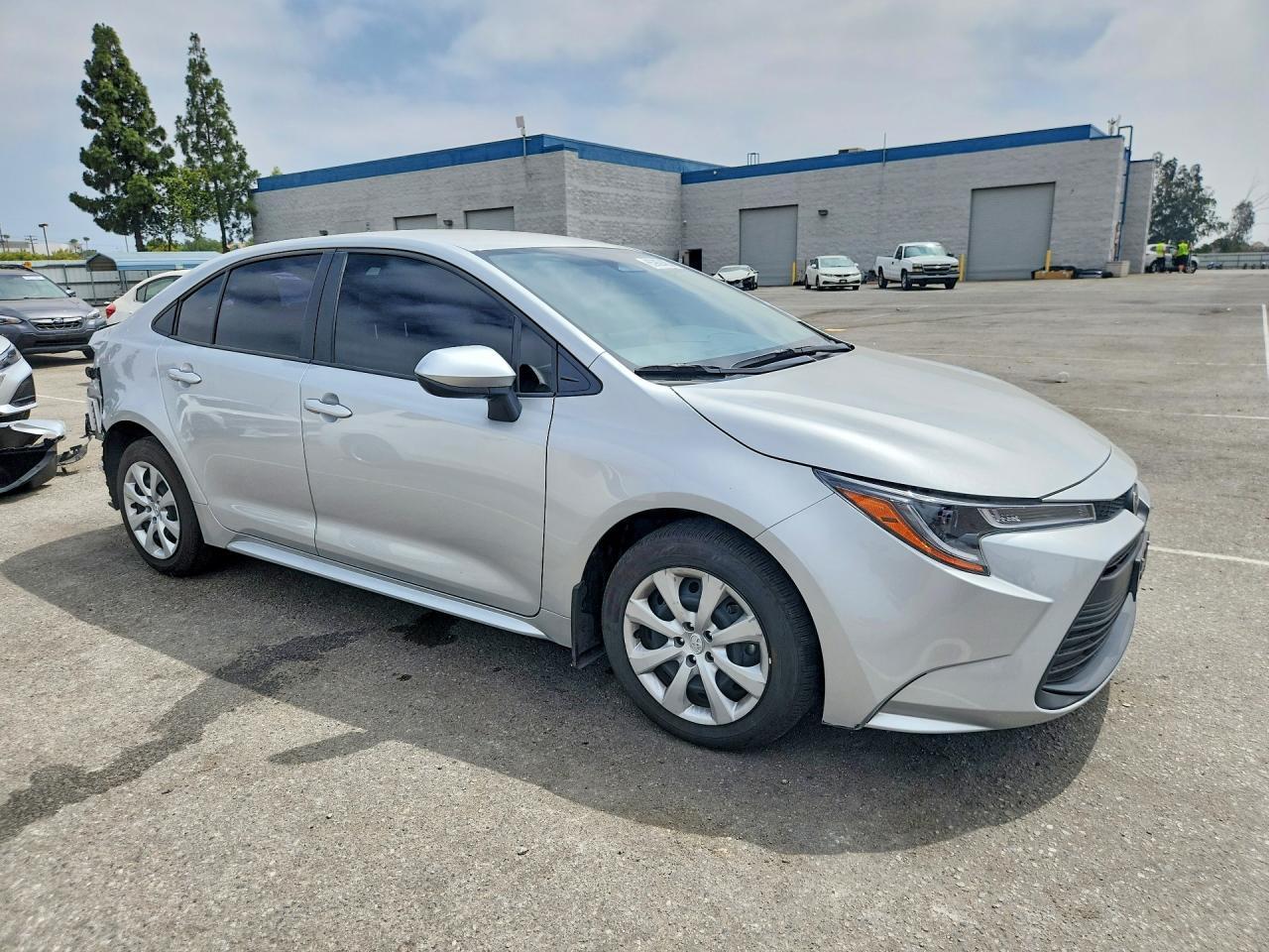 2026 Toyota Corolla Le - Фото 4