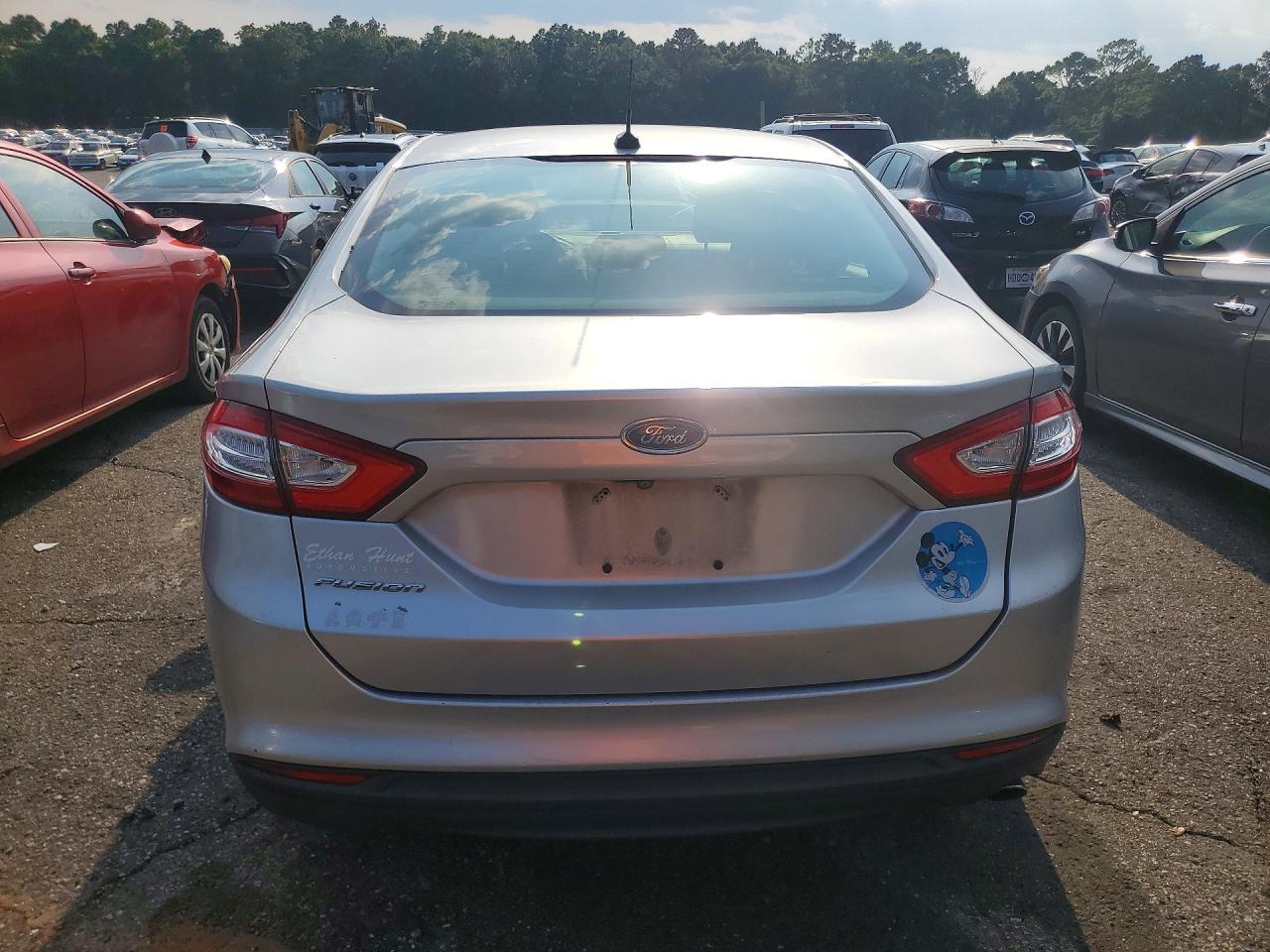 2015 Ford Fusion S - Image 6