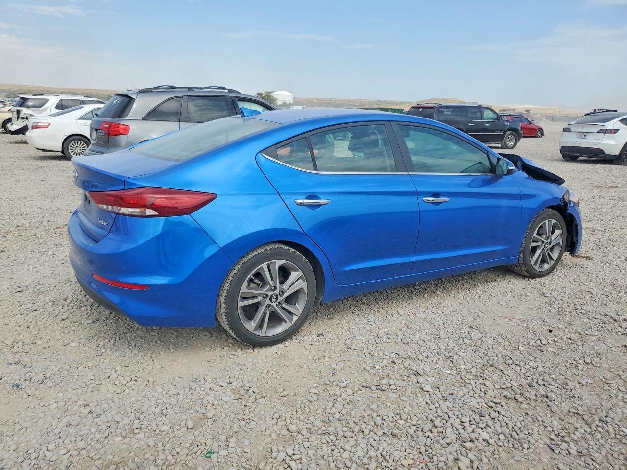 2017 Hyundai Elantra Limited - Image 3
