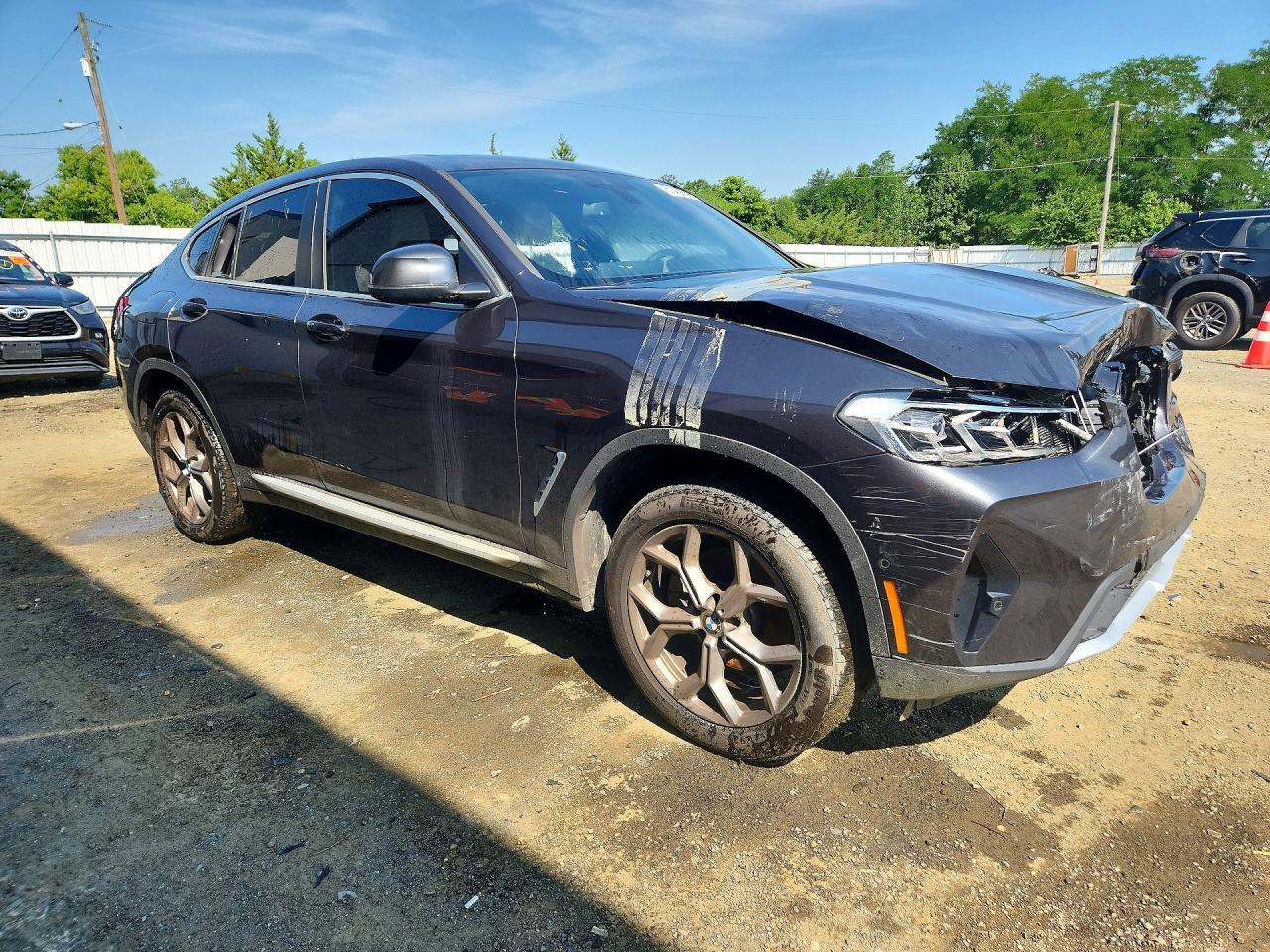 2024 BMW X4 xDrive30I - Image 4