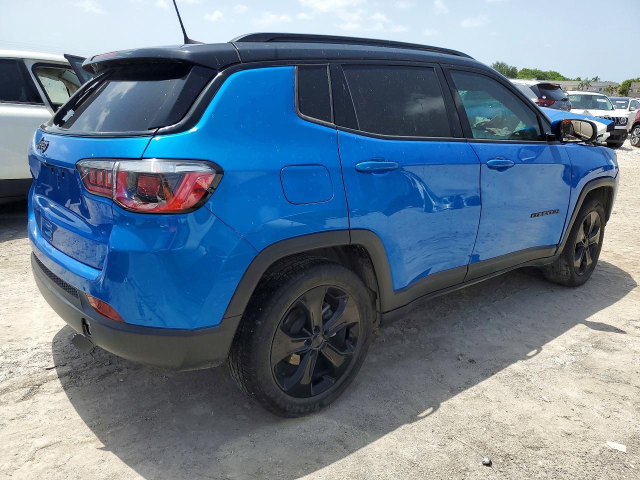 2019 Jeep Compass Latitude - Image 3