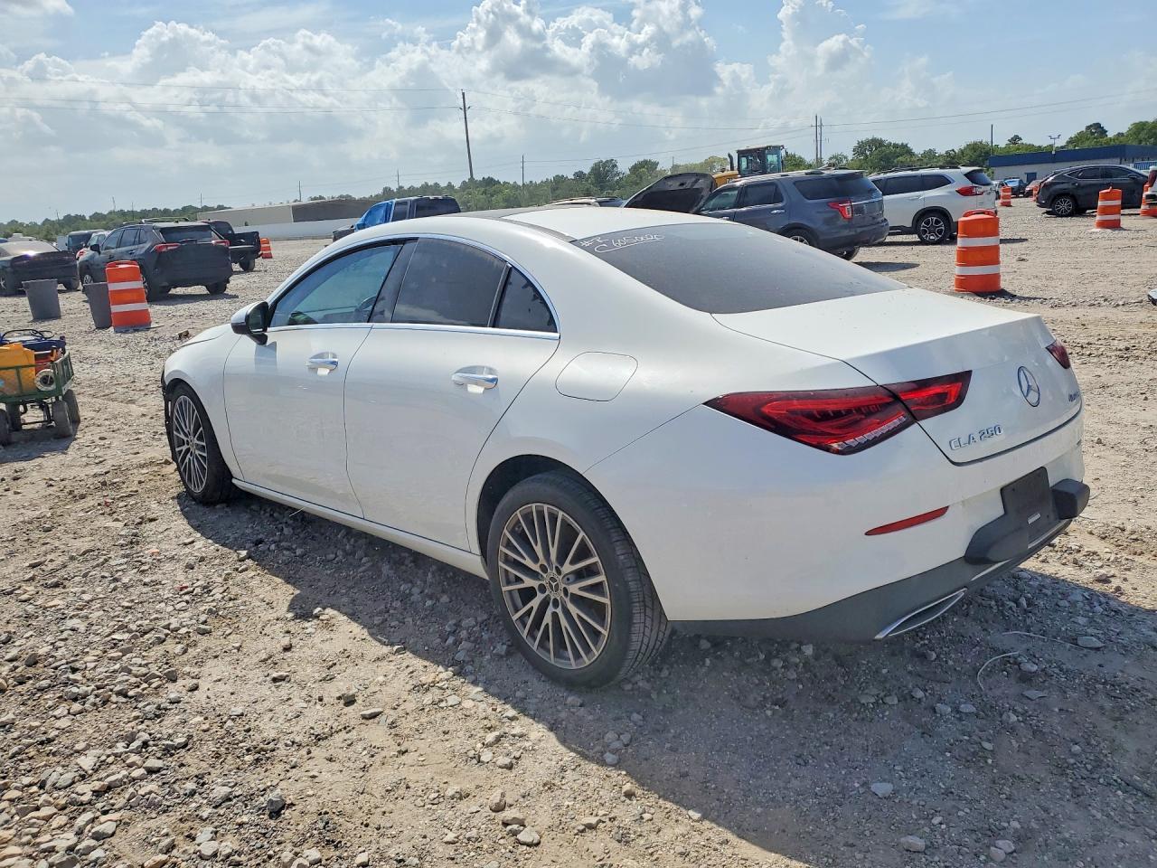 2021 Mercedes-Benz Cla 250 4Matic - Image 2