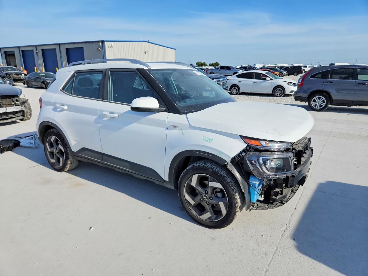 2026 Hyundai Venue Sel - Фото 4