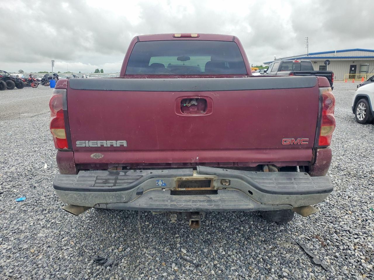 2003 GMC Sierra C1500 Heavy Duty - Фото 6