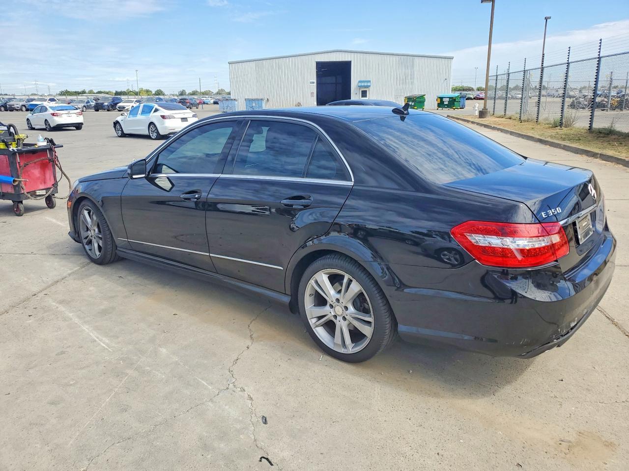 2013 Mercedes-Benz E 350 - Фото 2