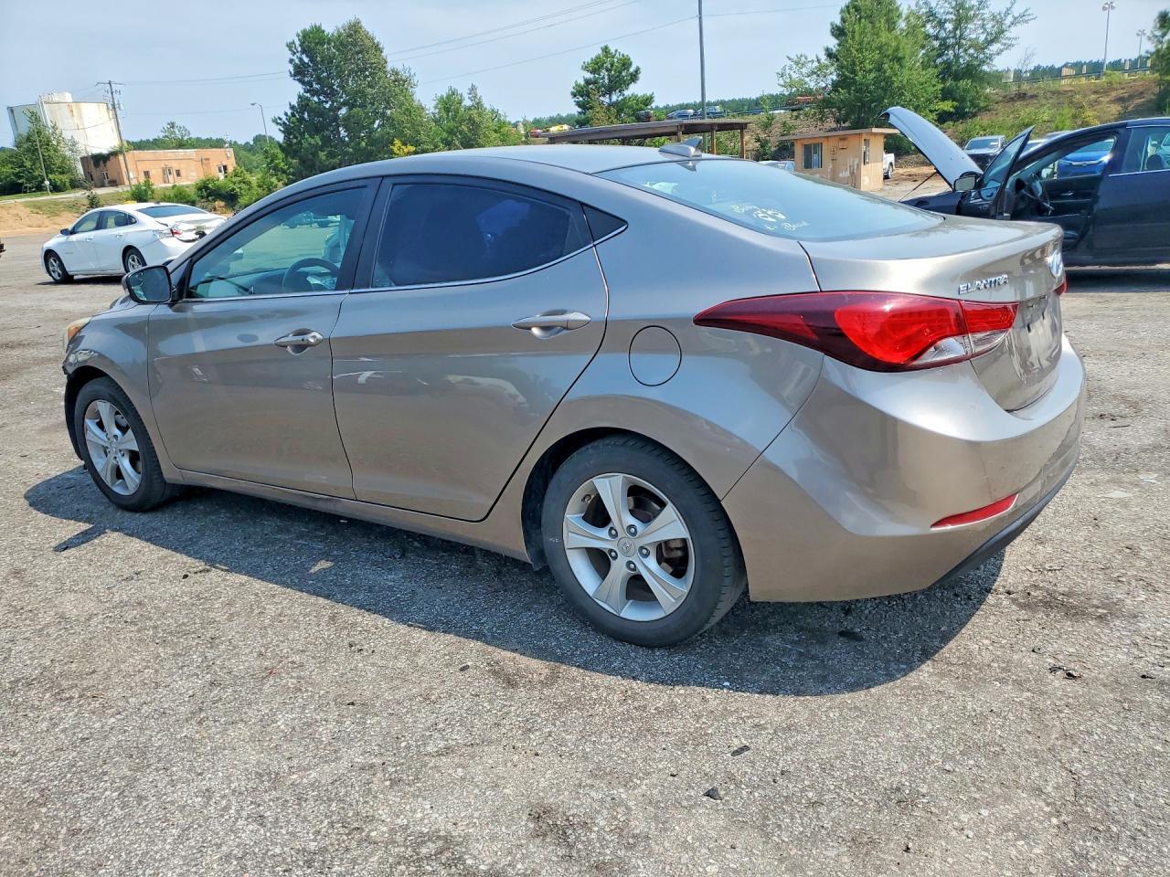 2016 Hyundai Elantra Value Edition - Фото 2