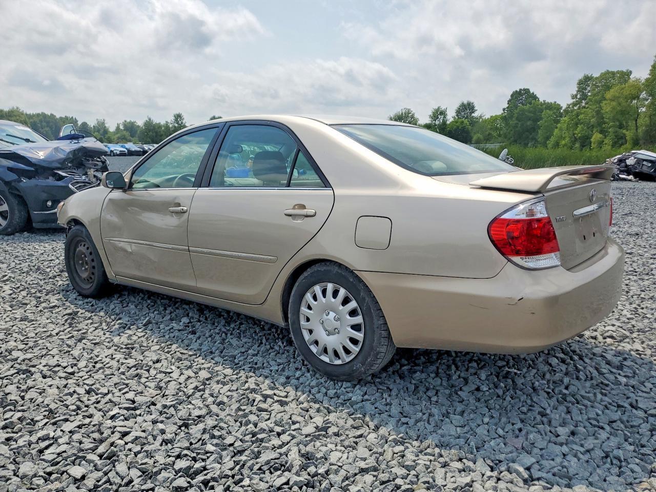 2005 Toyota Camry Xle - Фото 2