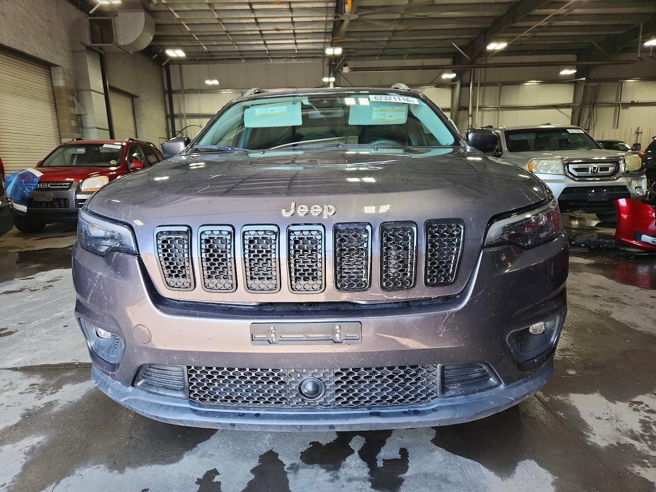 2020 Jeep Cherokee Latitude Plus - Фото 5