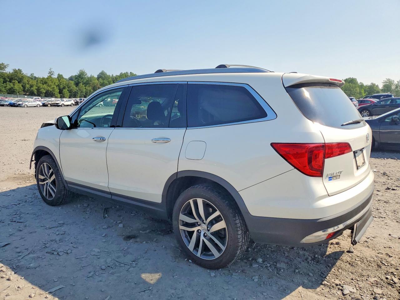 2018 Honda Pilot Touring - Фото 2
